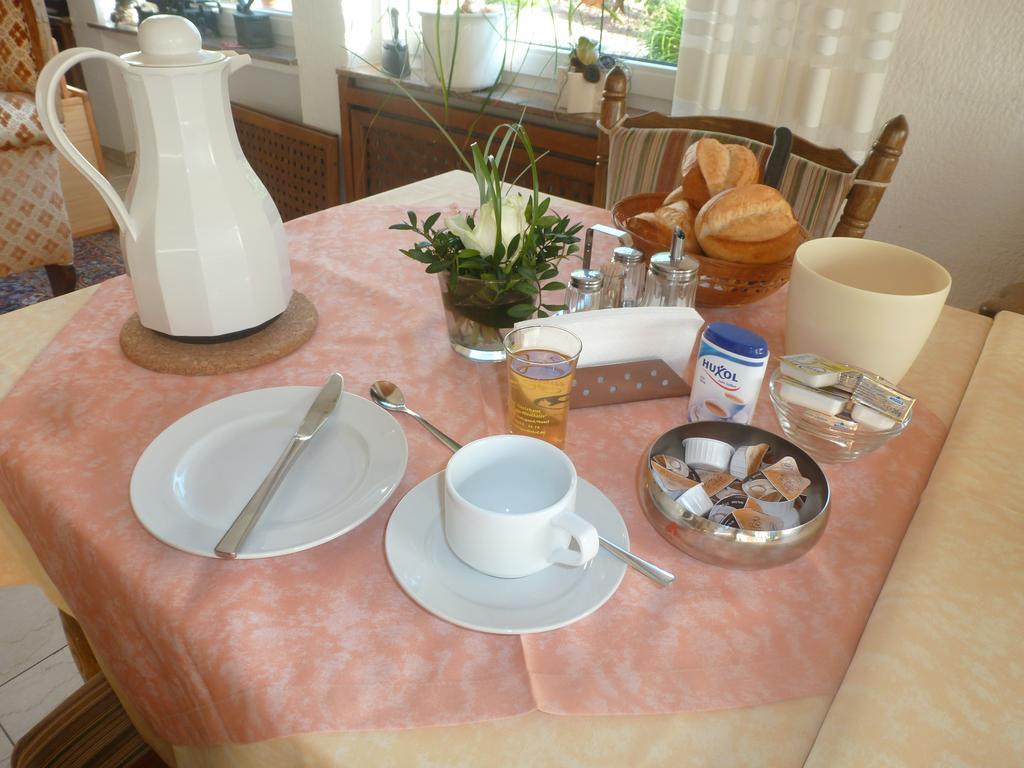 Wein- Und Gaestehaus St. Aldegundishof Sankt Aldegund Pokój zdjęcie
